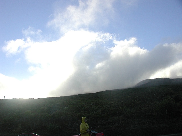 Click to see big picture (640x480 pixels; 68 KB))