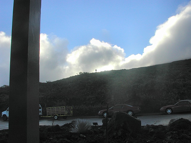 Click to see big picture (640x480 pixels; 94 KB))